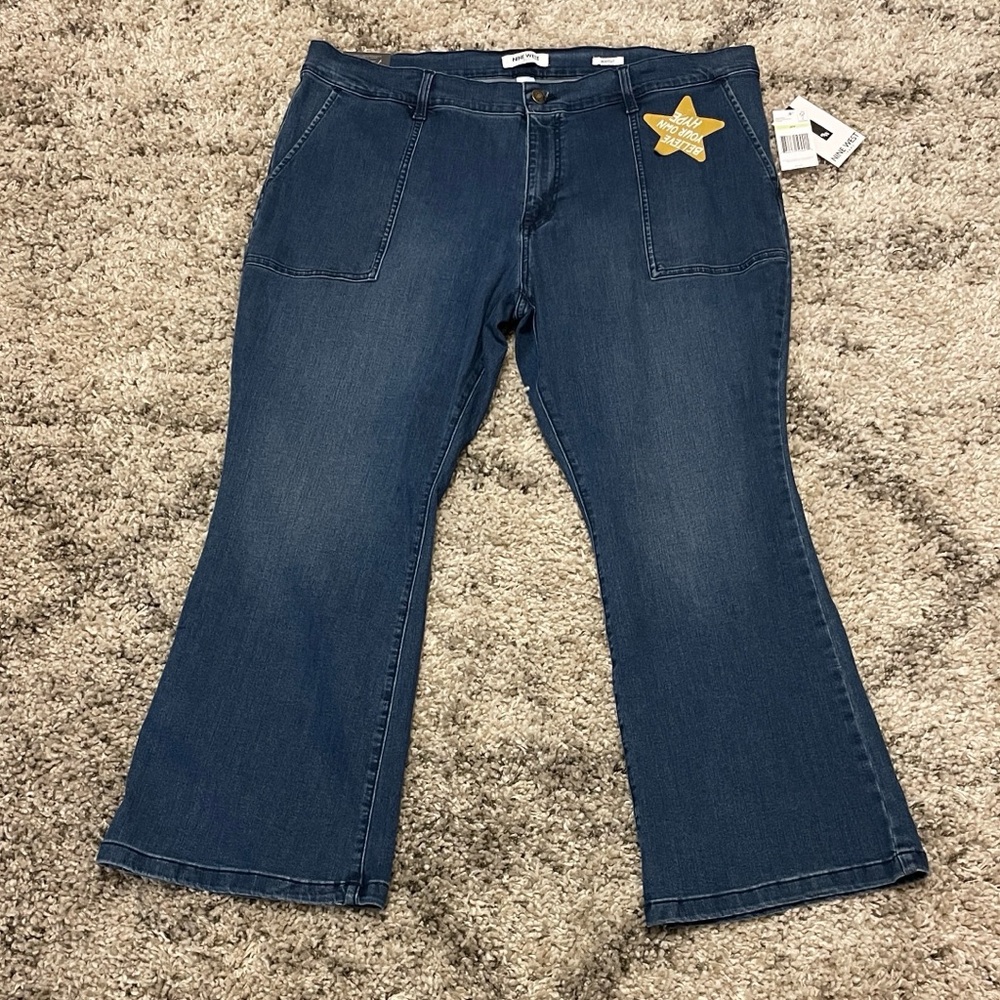 NWT Nine West Women’s SZ 18W Medium Wash Bootcut Jeans